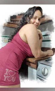 Sharon-Hot77s PHOTOS IN THE KITCHEN sexfoto 2