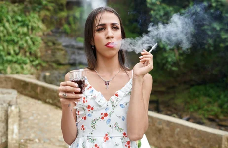 Leisygirl picnic Pic 2