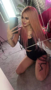 ValerieIce Get to know me Pic 3