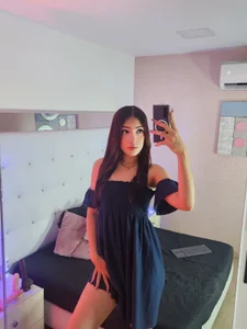 Ariaaaaaa 😋🌈🧡 de Aria_Sims  2 Imagens
