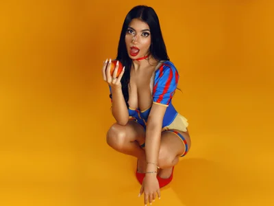 🍎🎃Bite the Apple🍎🎃 od BetsyGonzale  6 snímek