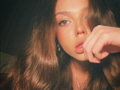 ThomasineVirostko Public Immagine  2