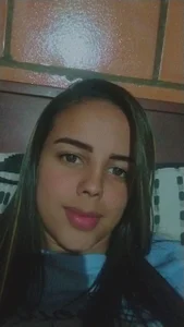 samira-grey Public Pic 2