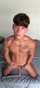 Hornyyoungstud123 Public Pic 5