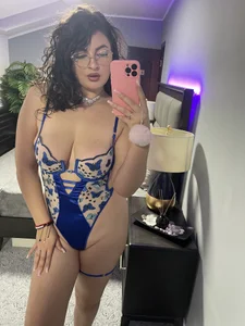 Natasha_Olive Watch my eyes Immagine  3