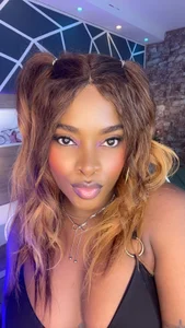 KAROL-SCOTT Doll face 🎀 Pic 2