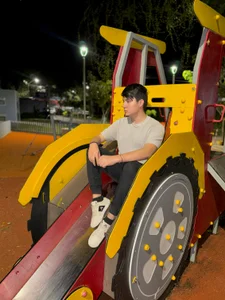 Dylan_Finn Something from me for you টি ছবি