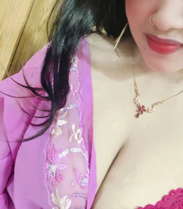 Beauty_Queen_Soniya Hi 😘🫶  3টি ছবি