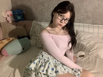 sota_starcaug and illustrations of a rabbit 🎀 Poză 5