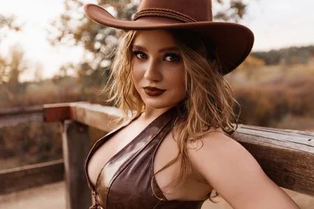 SelinSwarovski Howdy guys🐴 圖片 8