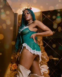 AgataRinaldi May this Christmas be full of magic💚 Immagine 