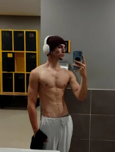 killua_parker: sexy ( 6 фото)