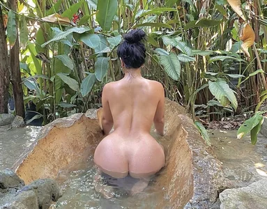 victoriapeach19 Public Pic 3