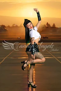 karlyn_angels PILOT ✈️ Pic