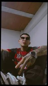 Scook_Gray_ me Pic 2