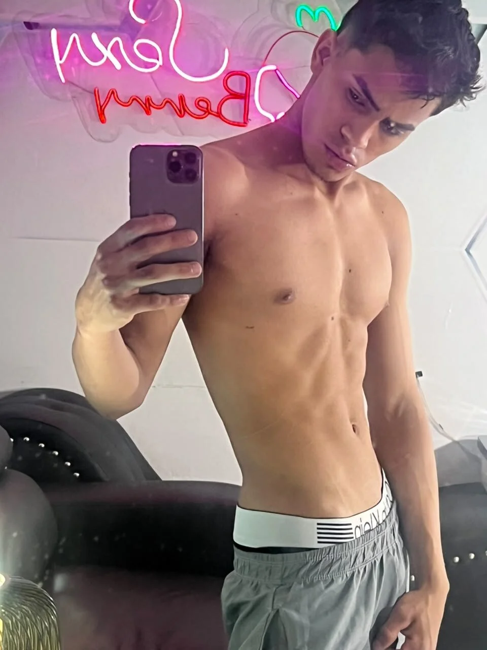 Kleymon_hot jj 圖片