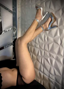 Lunahot68 “I don’t try to be tempting… it happens naturally.” 😏🔥✨ Hình 5