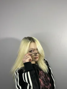 StellaZeolla Public Pic 2