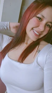 Ivy_Brown_ Public Gambar 3