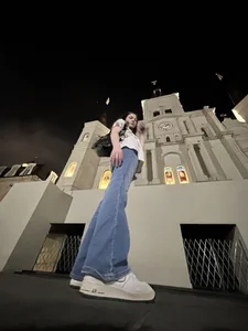 izzybellaaa Me  2টি ছবি