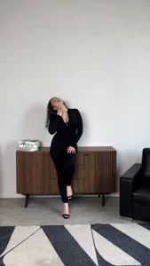 Ariella_Sol black cat Pic 7