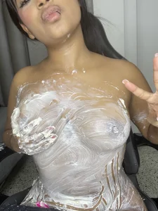 Shirleytaylor- Mmm Pic