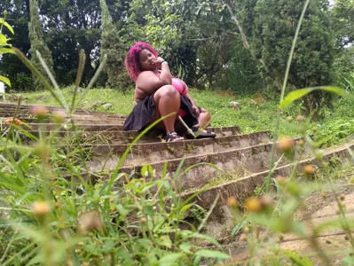 RenataFoxter walk ! Pic 3