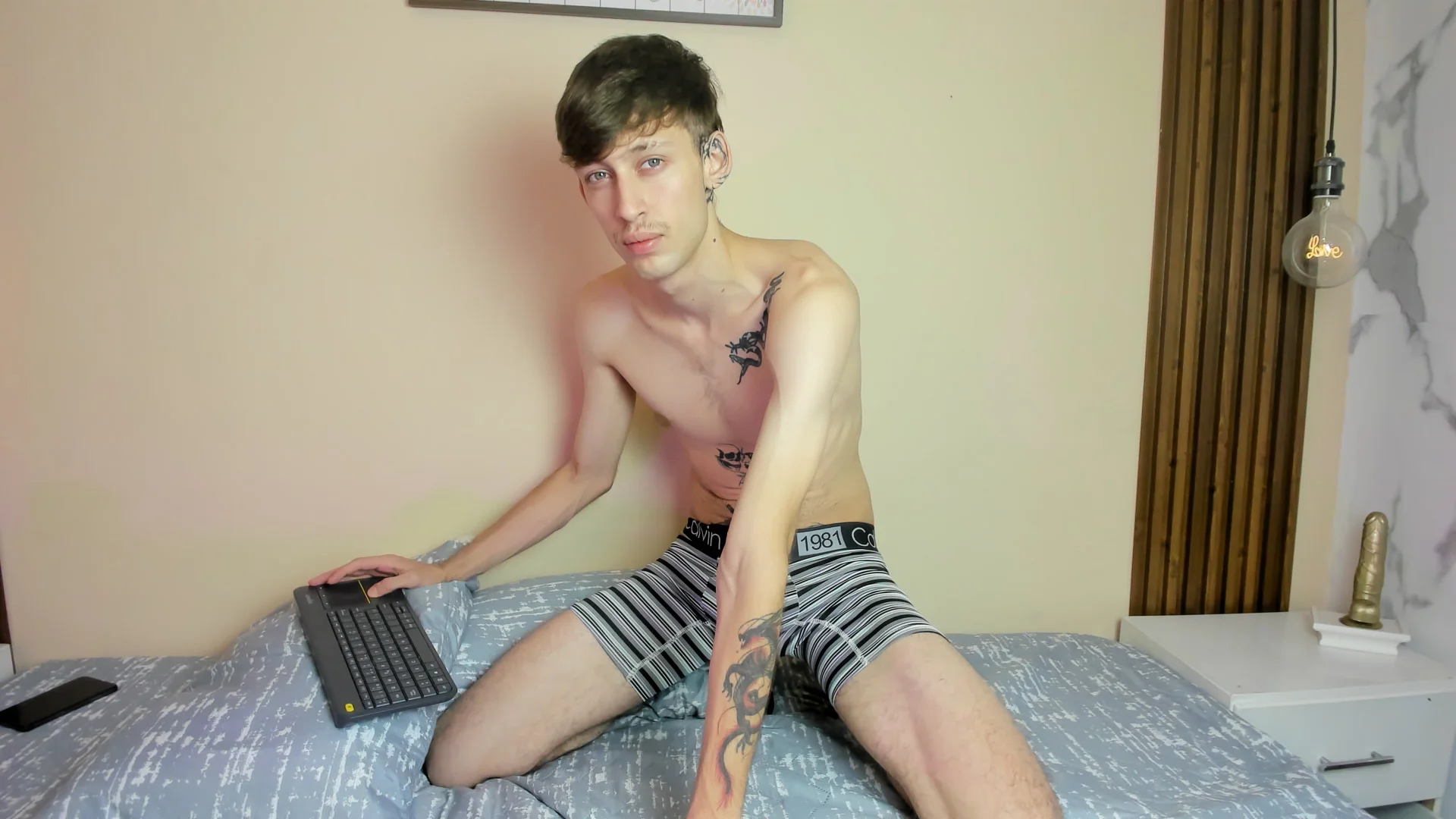 Max_saenz Hot September 🍆 사진