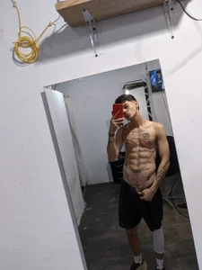 Gushi_on Public Poză 4