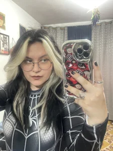 NaylaVelv04の🕷️の 7枚の写真