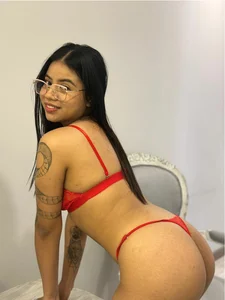 LiilithNova Sexy red Pic