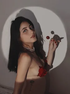 AmmyThompson__ Public Pic 2