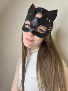 DevonaFares Tender kitty ❤️ Pic 5