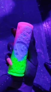 Ali_MartinのSexy neon girl🥵の枚の写真