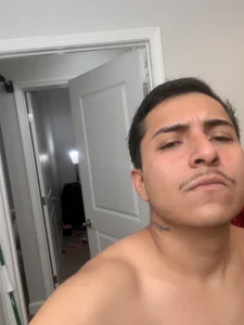 🤫 de FinickySiege  2 Imagens