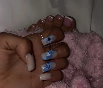 itsyourgirltee Feet Pic