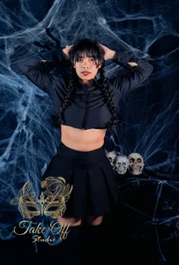 laureentt_ Fear is sexy. tonight, let me be your sweet nightmare Pic