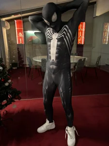 FelixStarkk: Symbiote Spidey Cosplay ( 6 фото)
