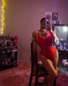 curly-megan Me Pic 2