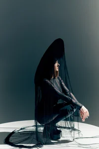 SensitiveSooul: Black and strong ( 3 фото)