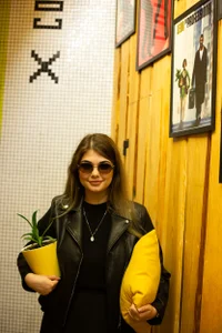 mwah de helengilmor  2 photos