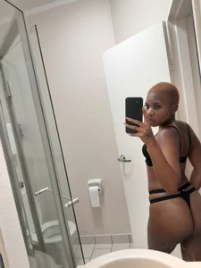 sexy-Noxy Public slika 2