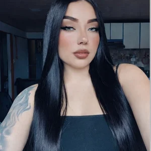 SARAH 🍒✨ de sarah_and_taylor  3 photos