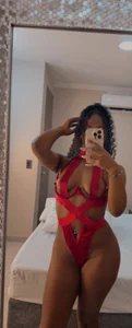Chloe-Rose- Don't hold back.😈🌹 Hình 2