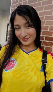 MiaX12 I am from Colombia slika 2