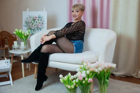 EllaBonito Public Foto 4