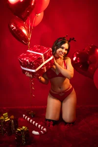 Alisson_Boobs_ Merry Christmas 2024 Pic 5