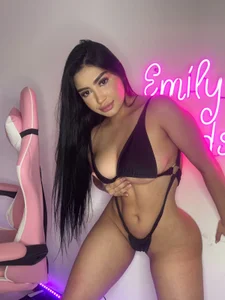 emily_huddson_ its me 圖片