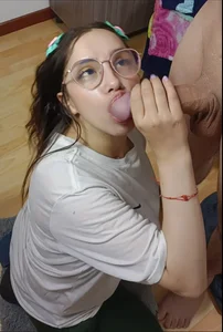 valentina_swallow kullanıcısının "thirsty for that real cock" albümü -  2 fotoğraf