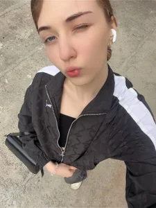 AveryBerkson my walk зображення 3